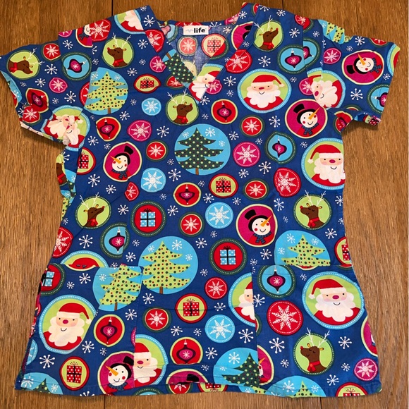 Christmas scrub top - Picture 1 of 1